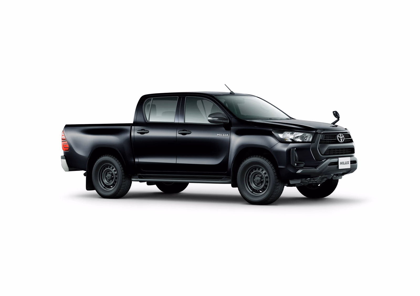 Toyota Hilux — чёрный кузов спереди в три четверти