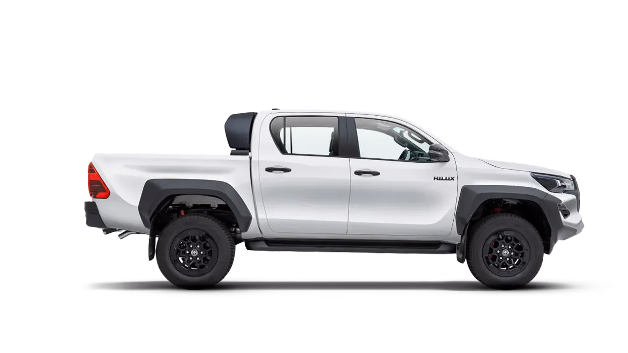 Toyota Hilux в профиль, вид сбоку спереди