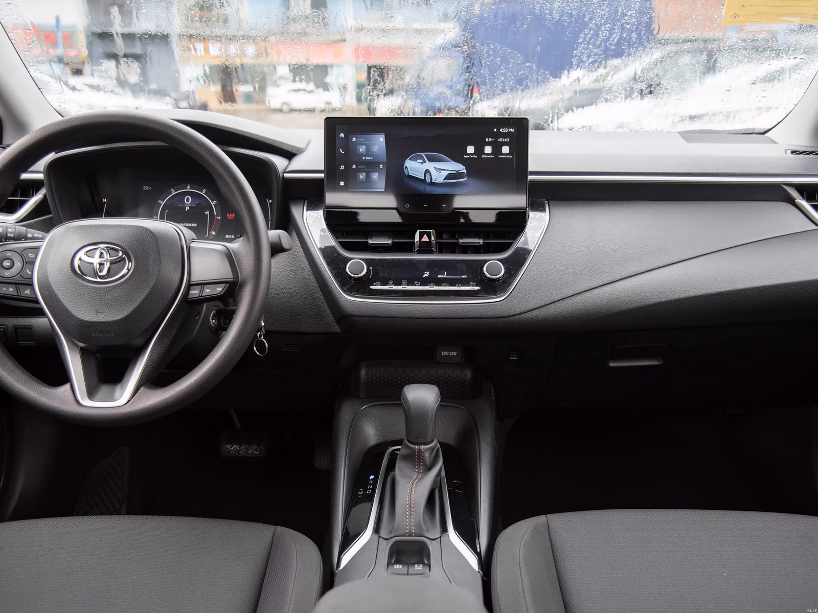 Toyota Levin — приборная панель и центральный экран
