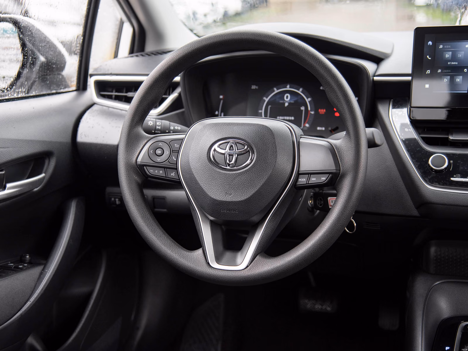Toyota Levin — рулевое колесо