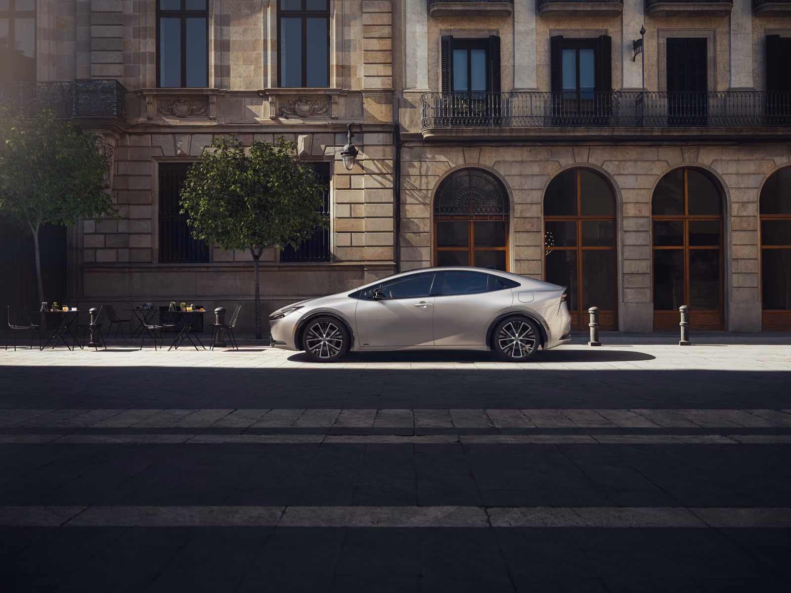 Toyota Prius XW60 — городской профиль