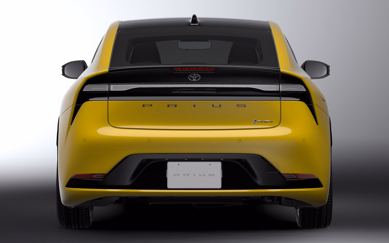 Toyota Prius — вид сзади