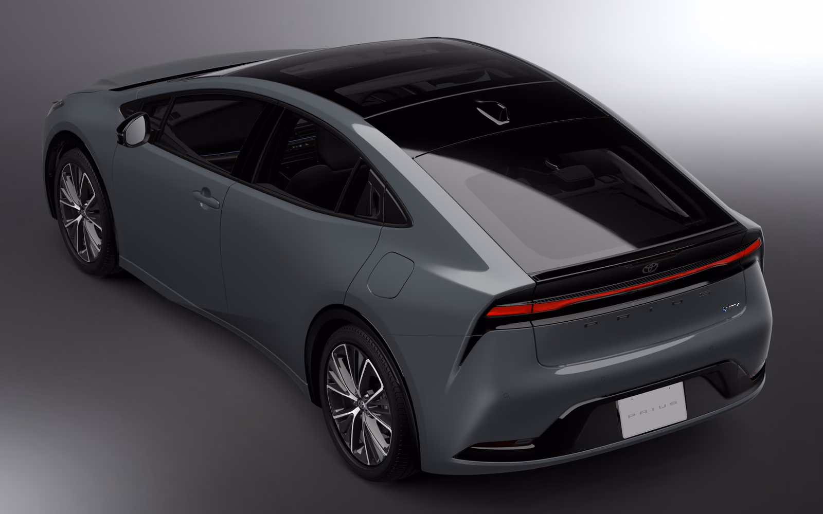 Toyota Prius — спереди в три четверти