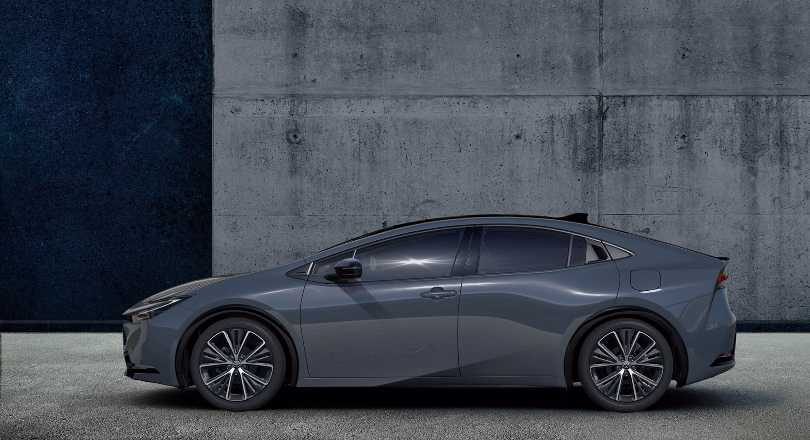 Toyota Prius — вид сзади