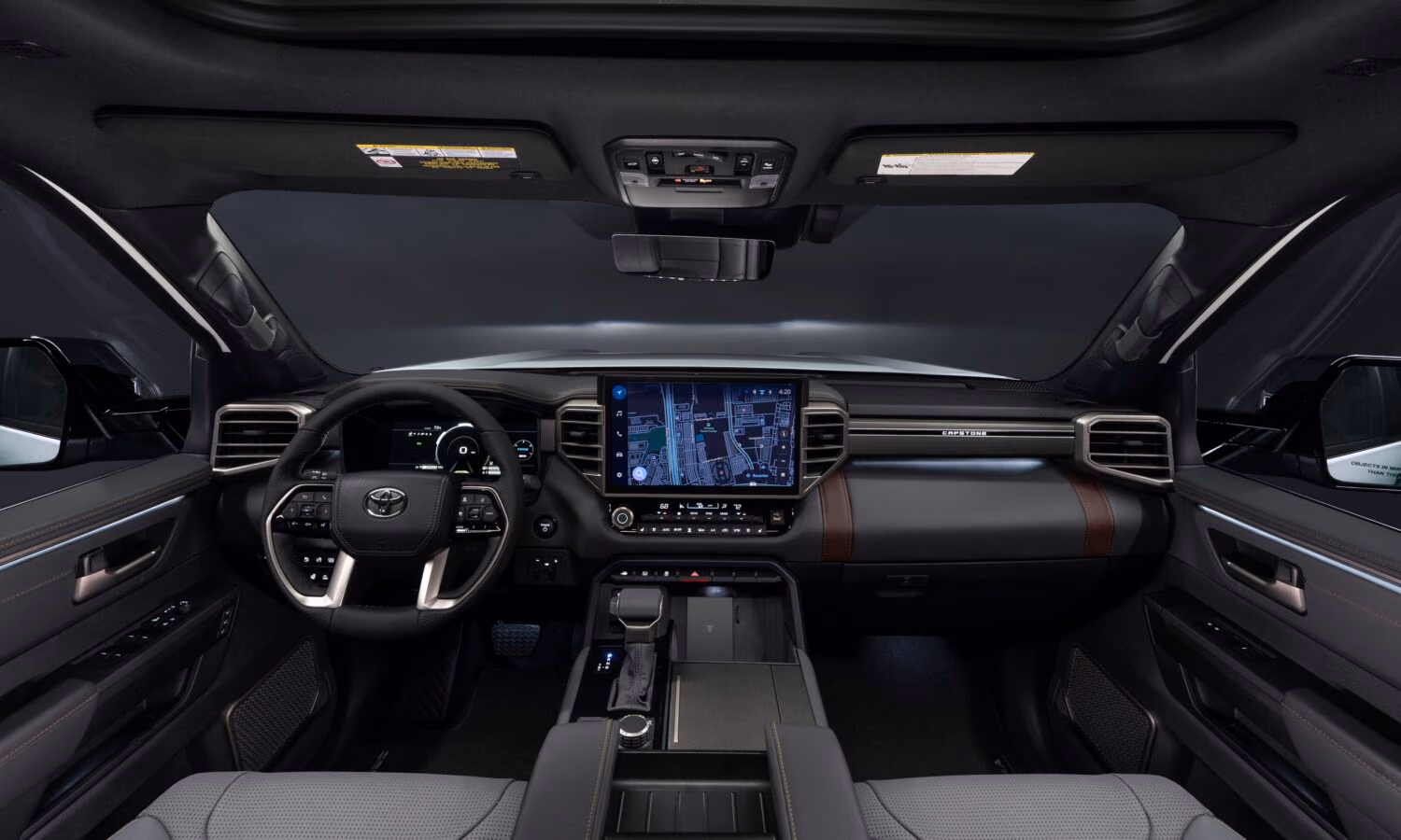 Передняя панель Toyota Sequoia Capstone