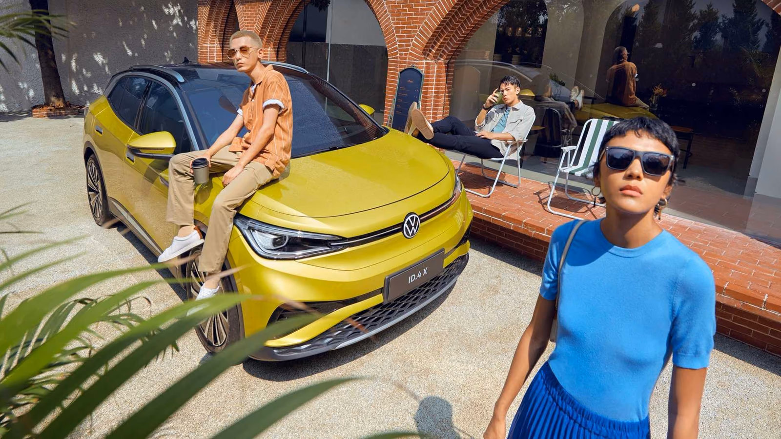 Китайский Volkswagen ID.4 X сверху спереди