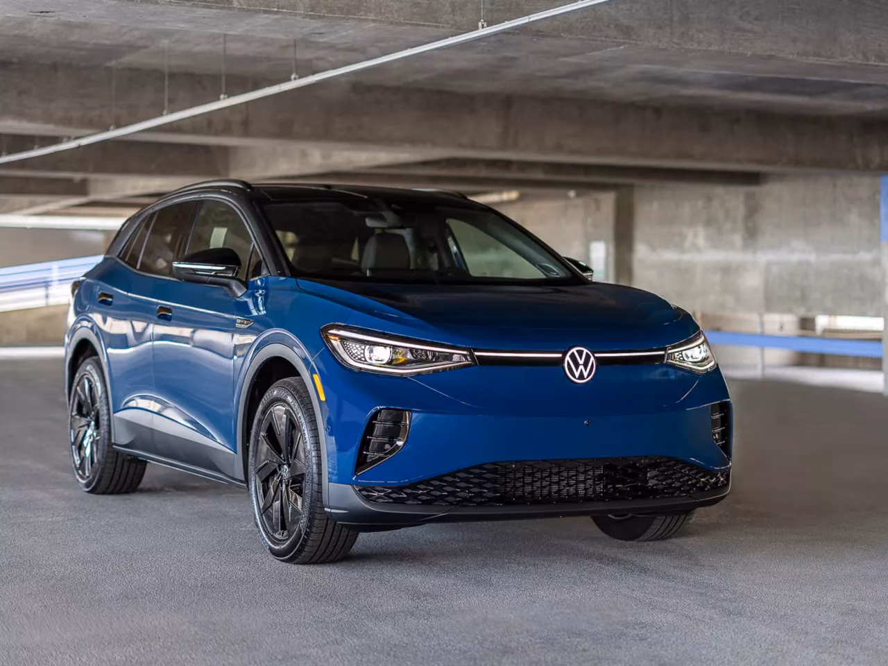 Volkswagen ID.4, вид спереди в три четверти