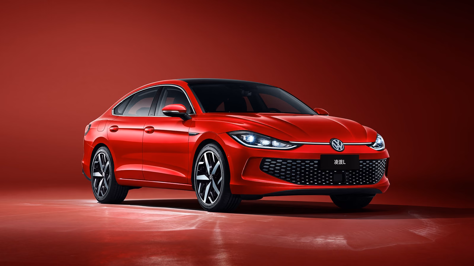 Volkswagen Lamando L — вид спереди
