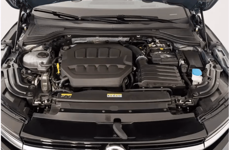Моторный отсек Volkswagen Magotan B9