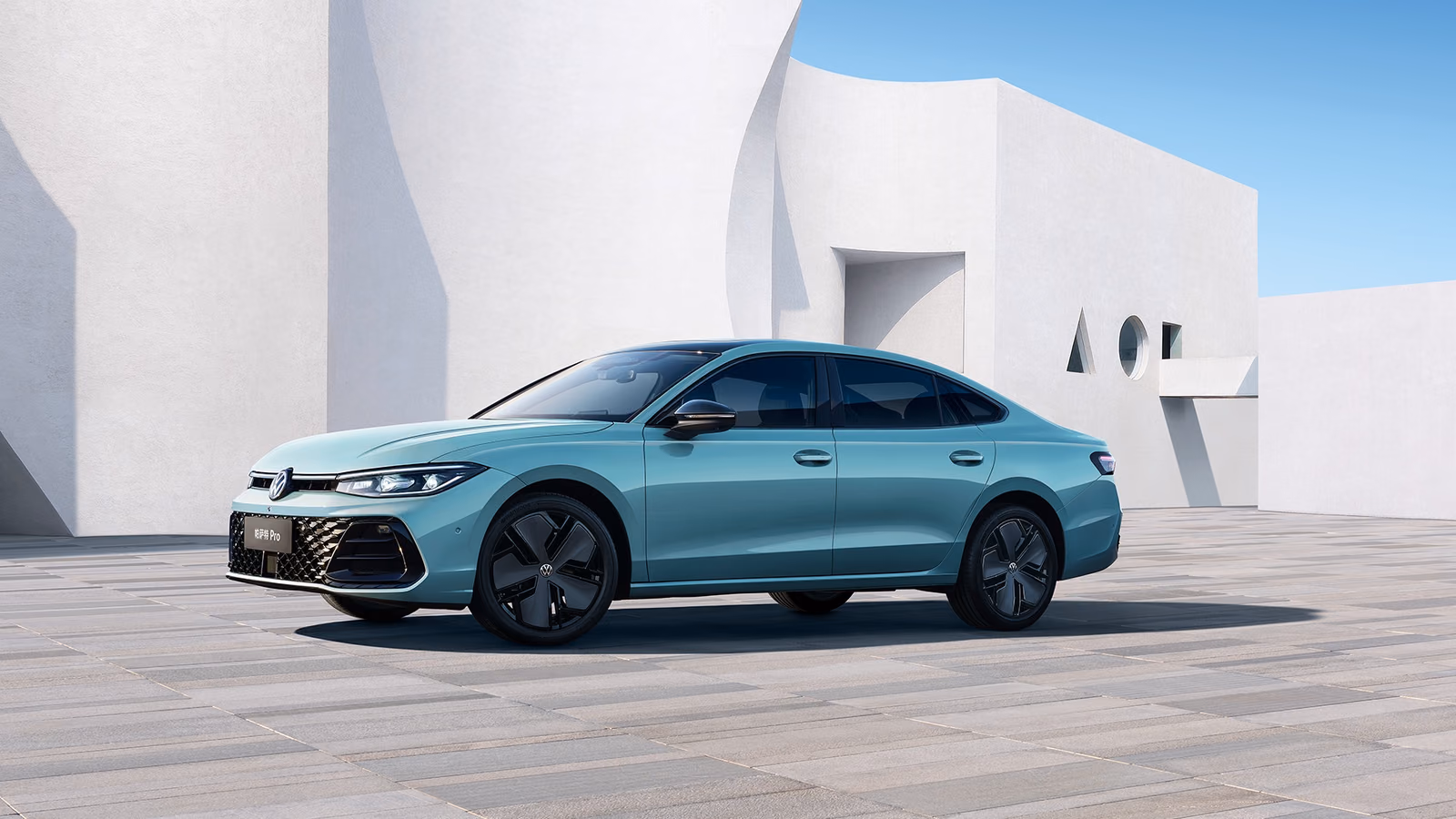 Volkswagen Passat Pro — в студии
