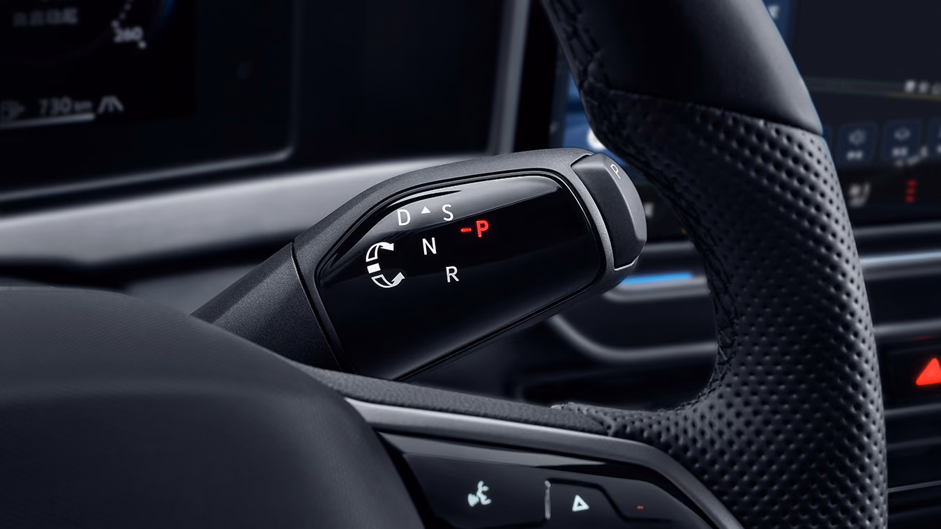 Volkswagen Passat Pro — деталь кузова