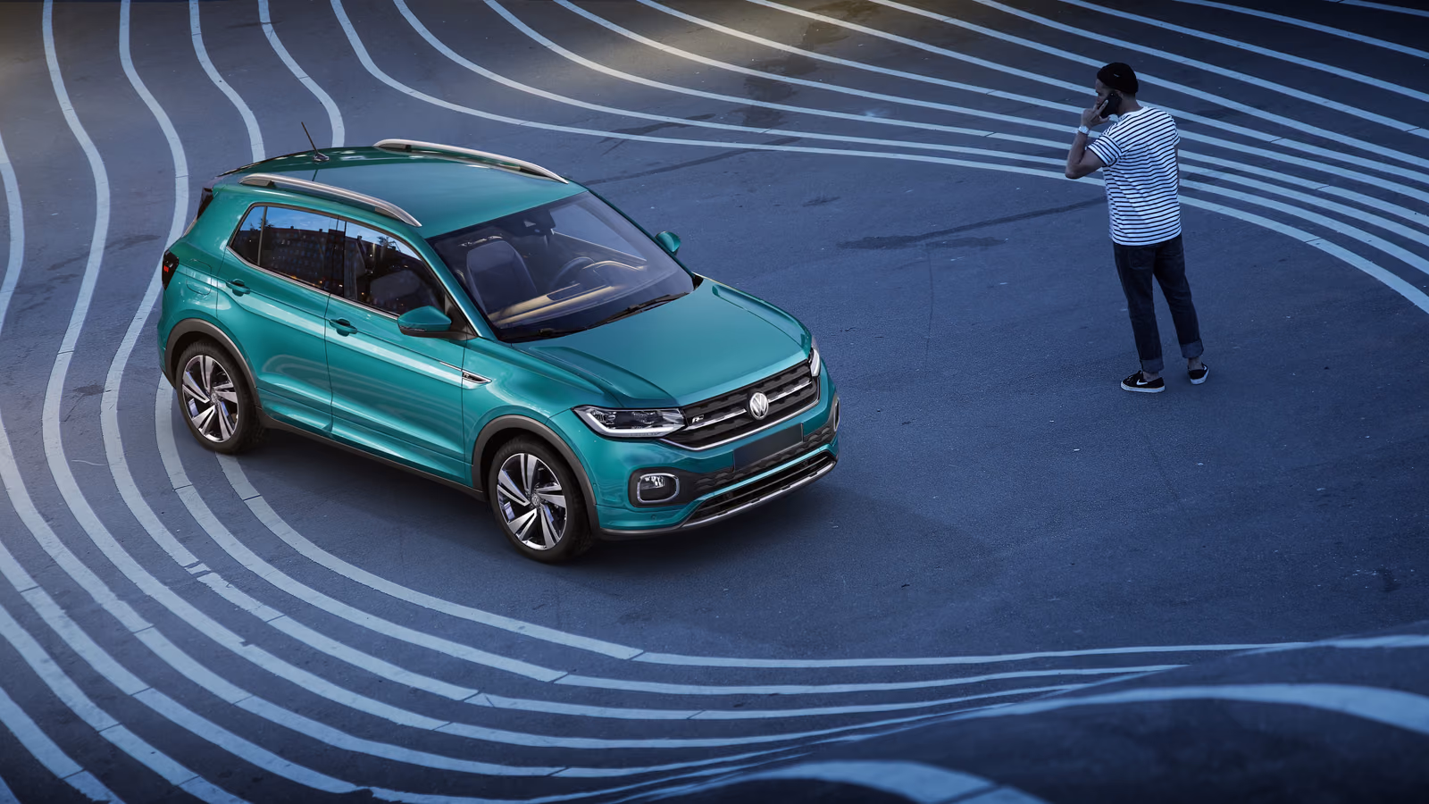 Volkswagen T-Cross на арт-площадке, вид сверху