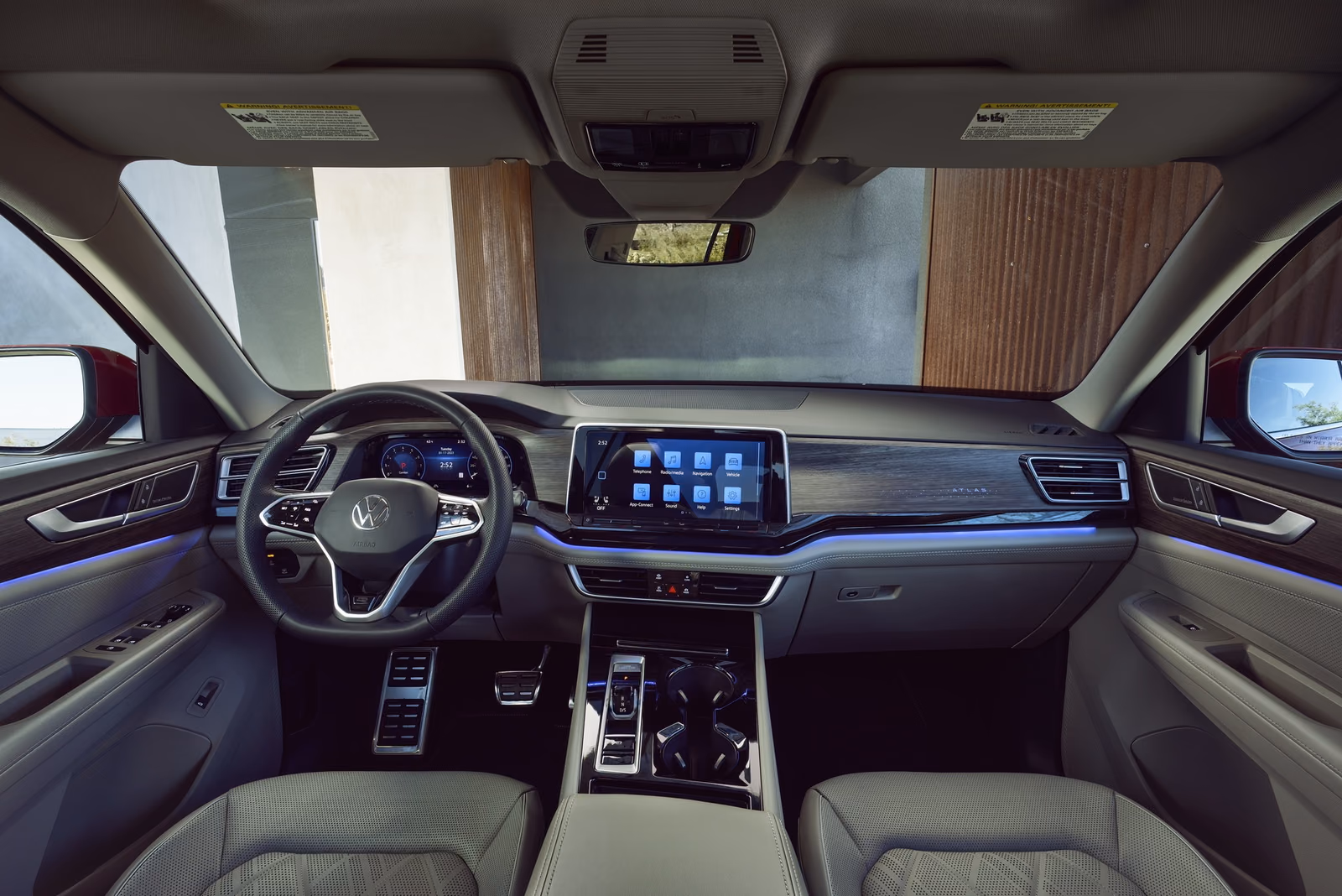 Салон Volkswagen Teramont 2024, общий вид