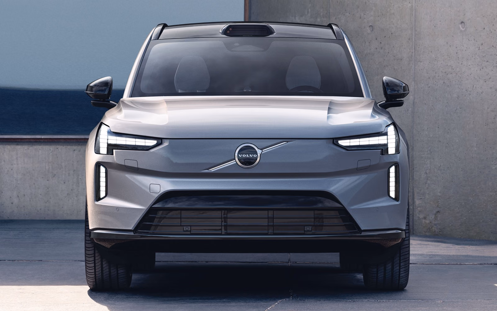 Volvo EX90 — вид сзади