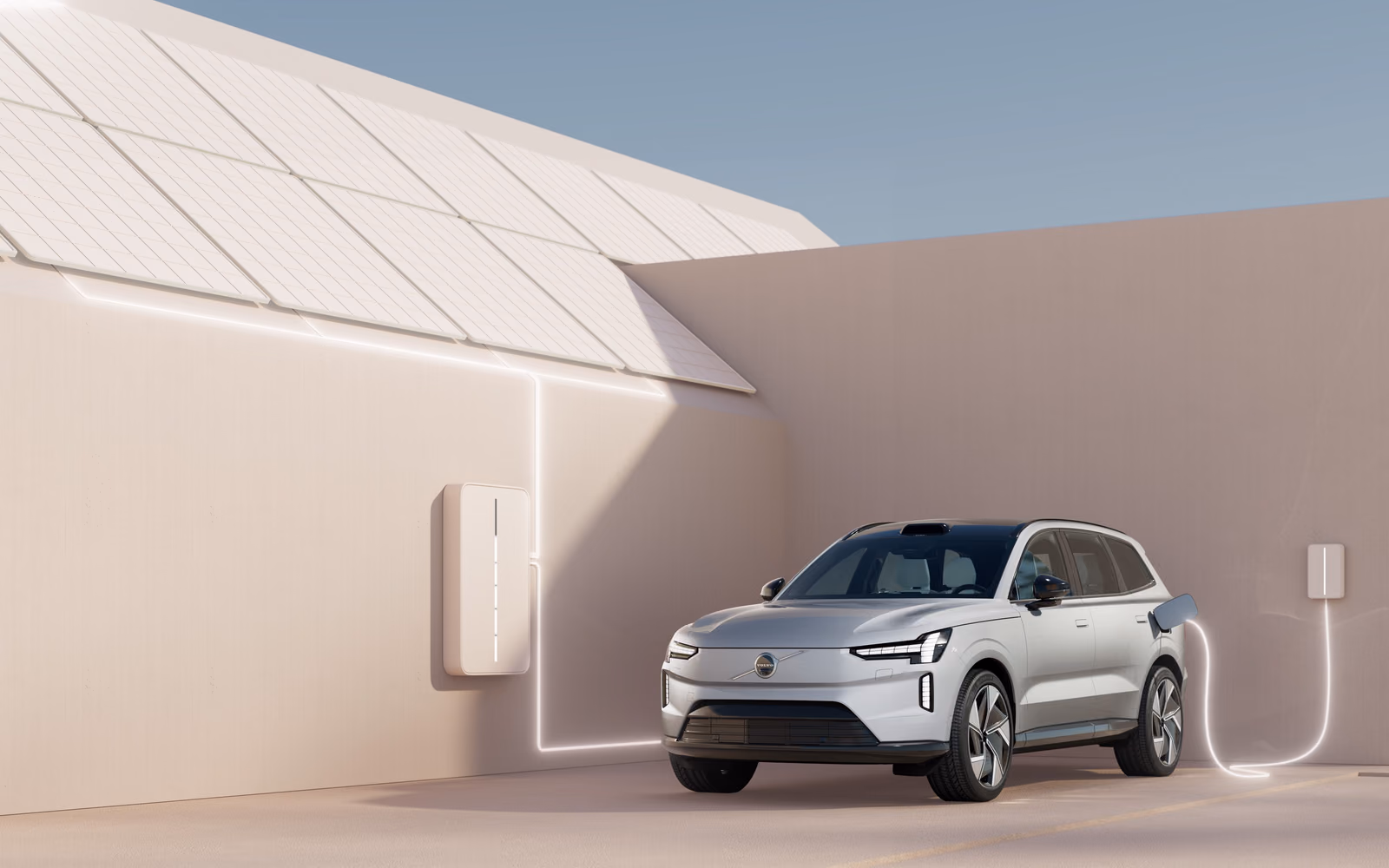 Volvo EX90 — в движении