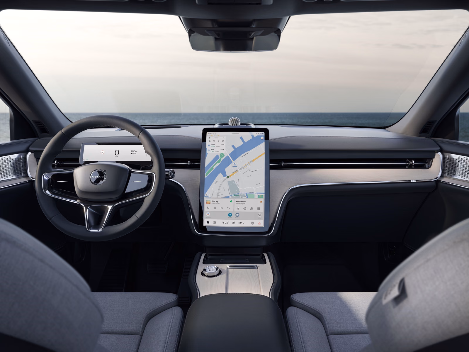 Volvo EX90 — передняя панель и руль