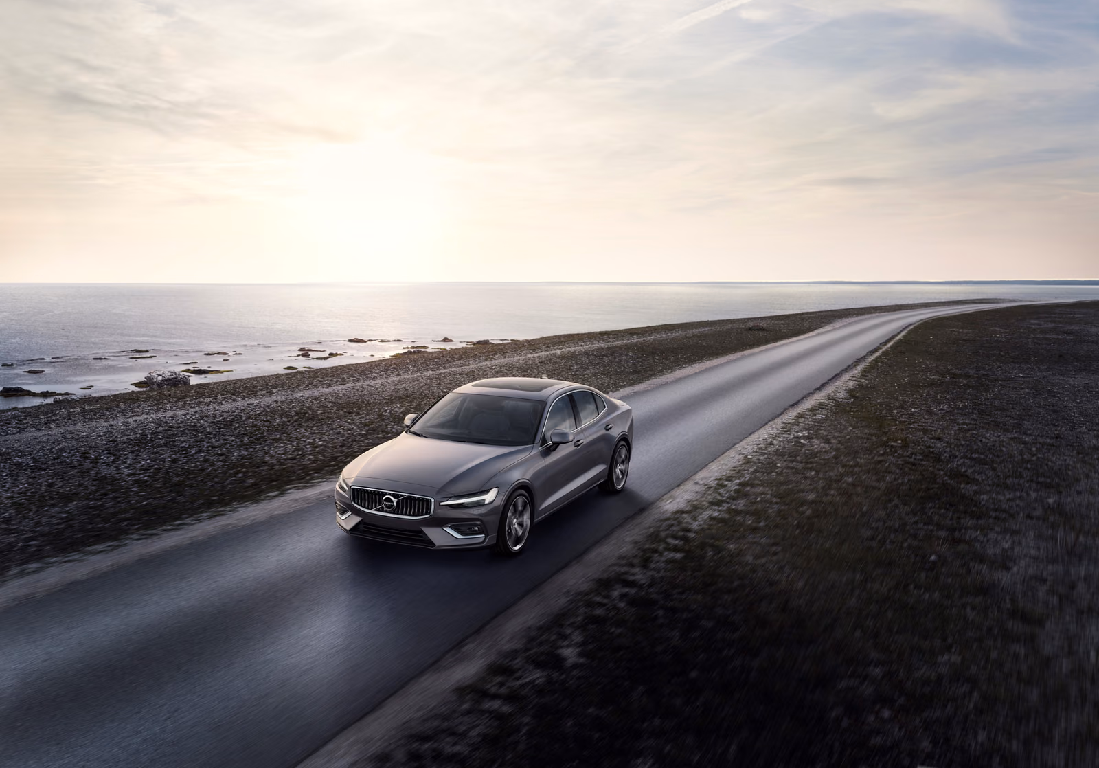 Volvo S60 — в движении