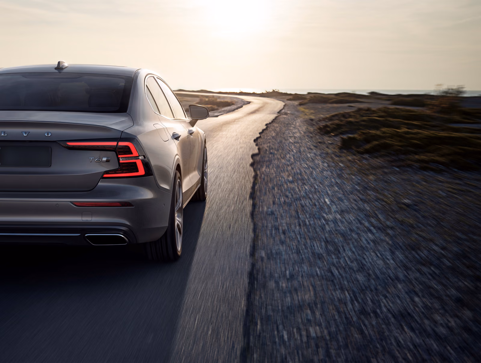 Volvo S60 — крупный план кузова