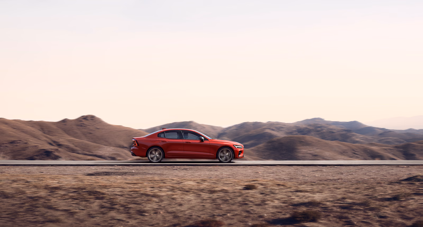 Volvo S60 — в студии