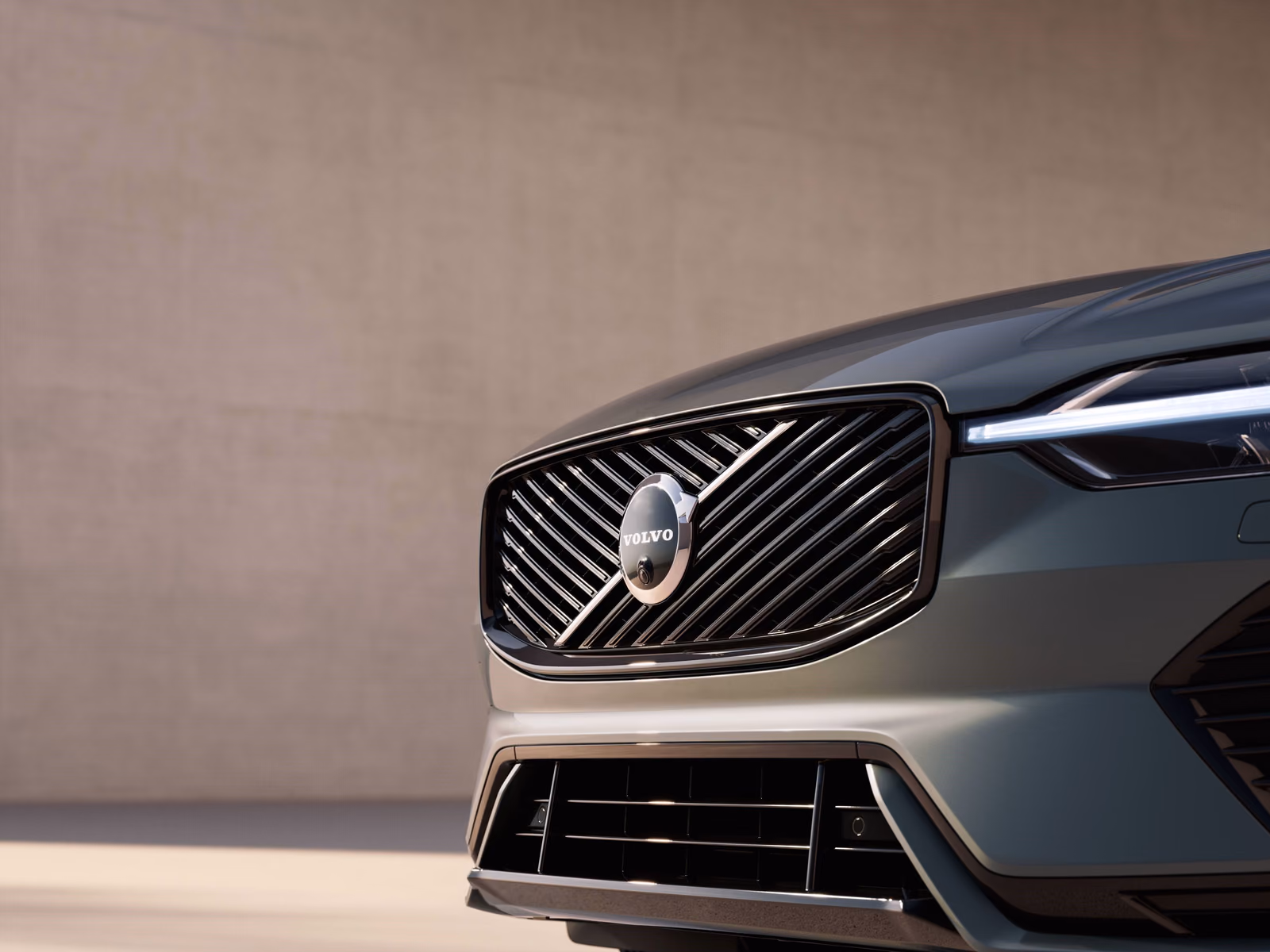 Volvo XC60 — деталь кузова