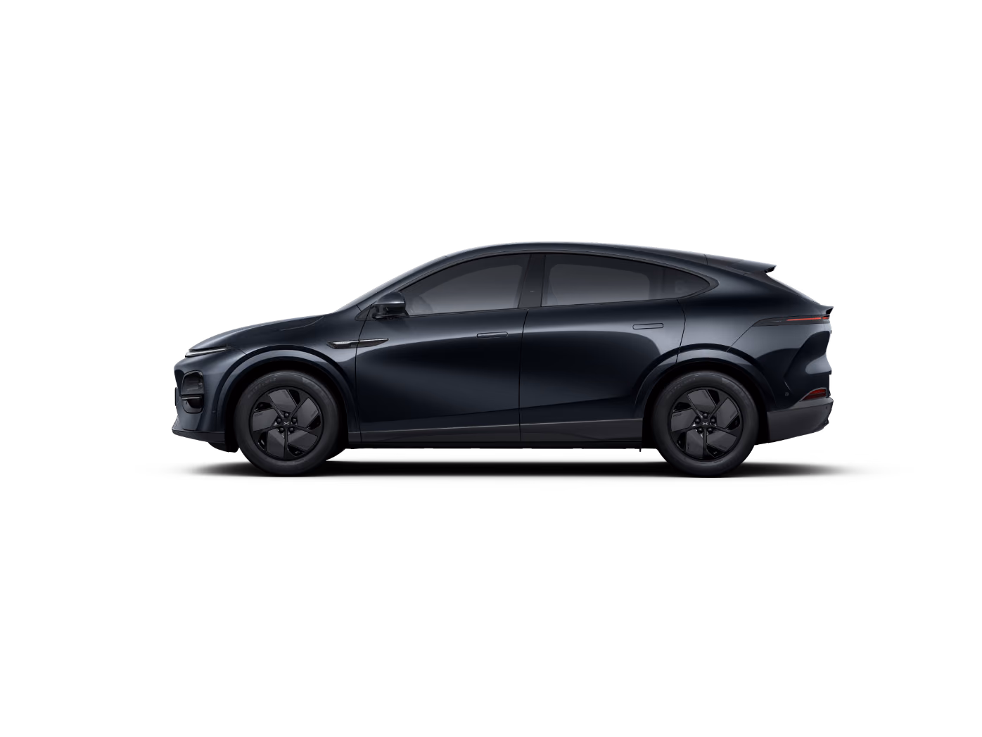 Чёрный XPeng G6, профиль кузова