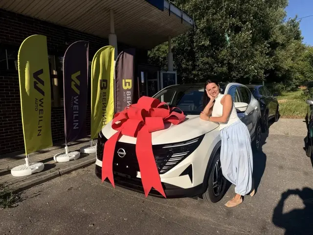 Выдача автомобиля клиенту в салоне Weilin Auto — фото 17