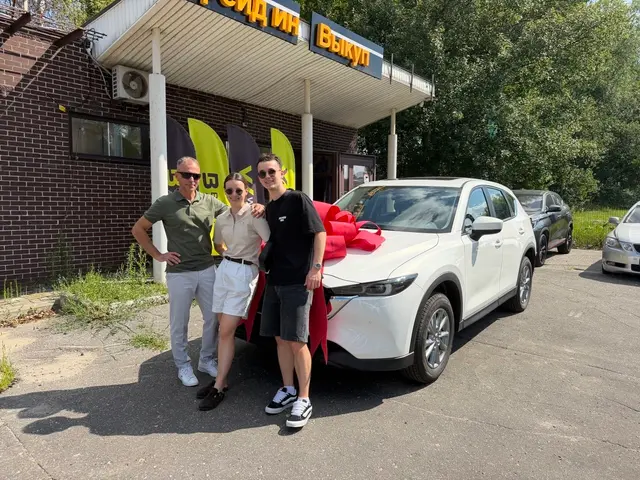 Выдача автомобиля клиенту в салоне Weilin Auto — фото 21